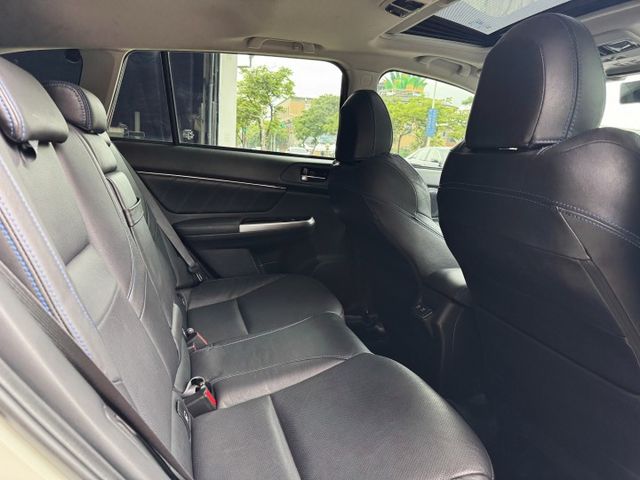 2.0GT-S EYESIGHT 小改款 ACC 渦輪 4WD 天窗 I-KEY 7安 電動椅 盲點 摸門 快撥  第10張相片