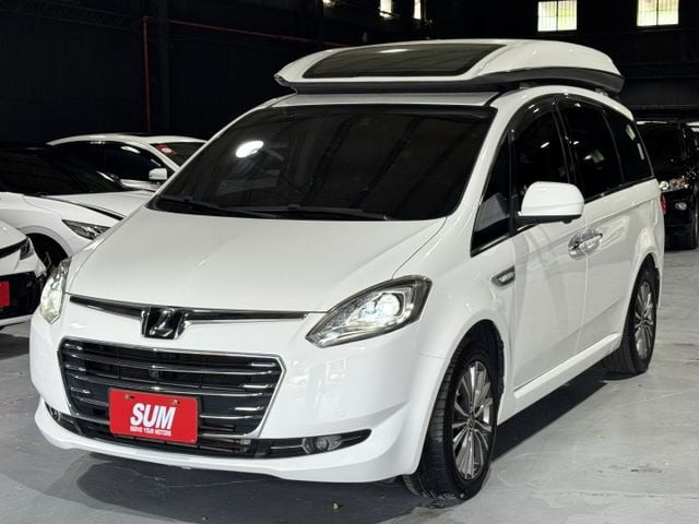 2.2渦輪 頂級旗艦 輪椅福祉車 雙電滑門 環景 定速 I-KEY 天窗 方控 雙螢幕 恆溫 摸門 前後行車  第1張相片