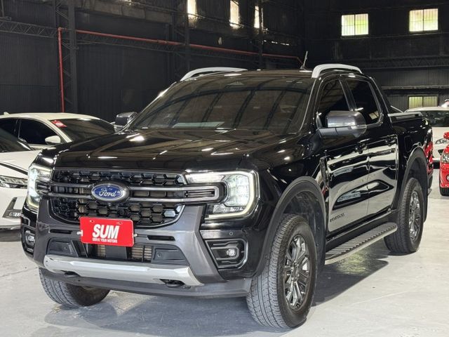 2.0渦輪 新型大改款 ACC 大螢幕 4WD 後拉版 側踏 盲點 導航 顯影 方控 恆溫 車偏 行車 後出風口  第1張相片