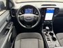 2.0渦輪 新型大改款 ACC 大螢幕 4WD 後高蓋 側踏 盲點 導航 顯影 方控 恆溫 車偏 行車 後出風口  第11張縮圖