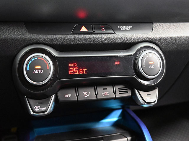 Kia stonic  第18張相片