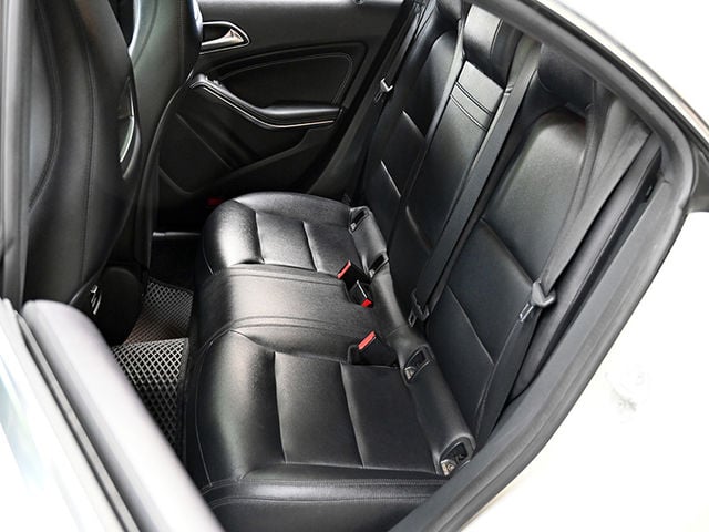 Mercedes-Benz/賓士 CLA250  第13張相片