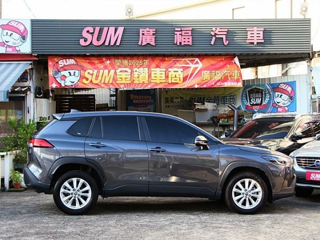 ✔️7安 ✔️方向盤快控鍵 ✔️恆溫 ✔️導航 ✔️ 定速✔️倒車顯影✔️IKEY✔️ACC✔️車道置中✔️跑2萬  第4張相片