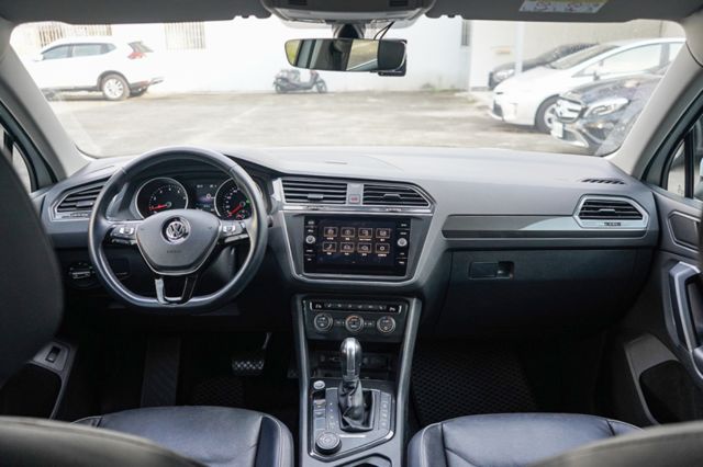 330 TSI 、里程7萬多、渦增、環景、電動尾門、免KEY、電座、藍牙、跟車、定速、整備中  第7張相片