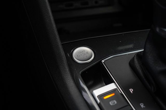 330 TSI 、里程7萬多、渦增、環景、電動尾門、免KEY、電座、藍牙、跟車、定速、整備中  第13張相片