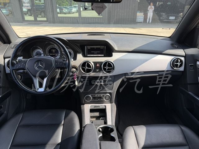 M-BENZ賓士 GLK220  第5張相片