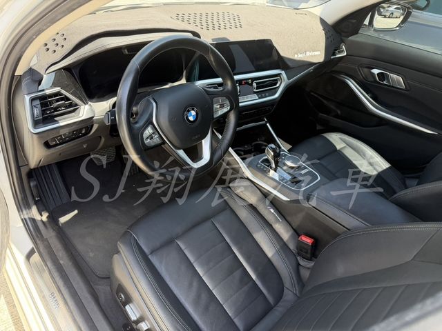 BMW寶馬 318I LUXURY  第5張相片