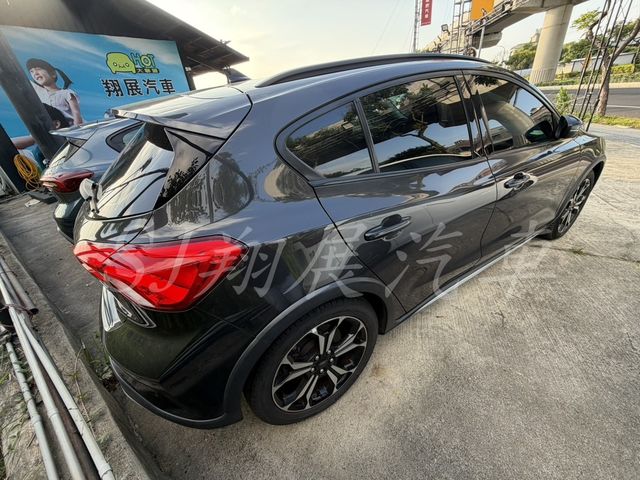 FORD福特 FOCUS ACTIVE  第4張相片