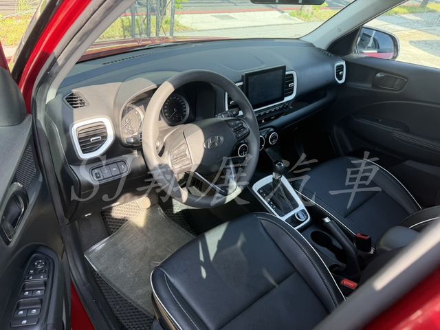 HYUNDAI現代 VENUE  第3張相片