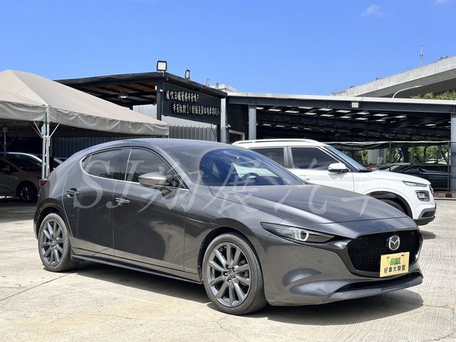 MAZDA馬自達 MAZDA 3  第3張相片