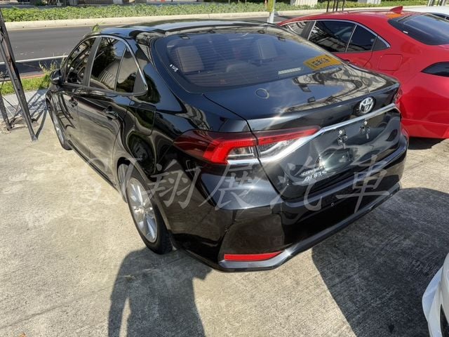 TOYOTA豐田 ALTIS  第3張相片