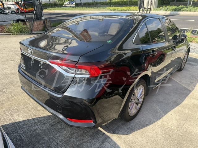 TOYOTA豐田 ALTIS  第4張相片