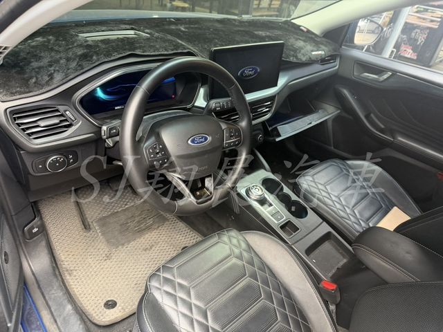 FORD福特 FOCUS ACTIVE  第5張相片