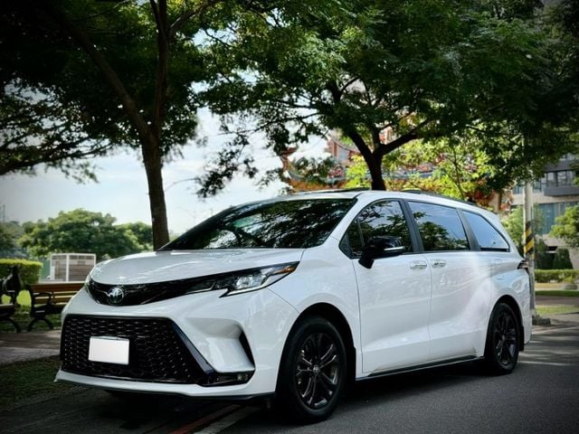 市場稀有XSE版 AWD 加裝合法拖車勾  第1張相片