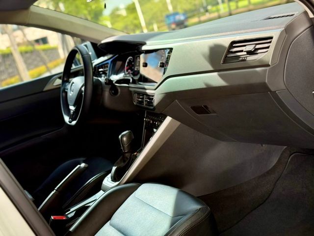 CL版 R LINE外觀套件 恆溫空調 CAR PLAY  第6張相片