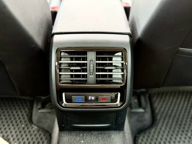 全原廠保養 一手褓姆車 保養剛做好 八核心安卓機 360環景  第14張相片