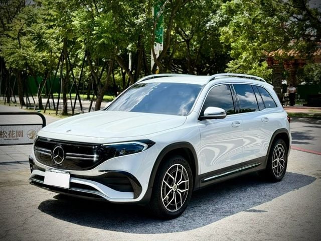 EQB 300 4MATIC  第1張相片
