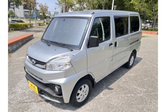 Mitsubishi A180  第2張相片