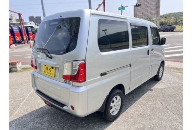 Mitsubishi A180  第7張相片