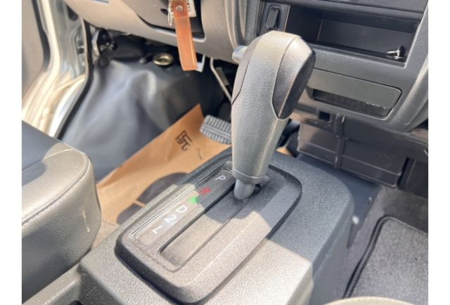 Mitsubishi A180  第13張相片
