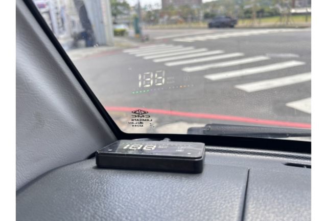 Mitsubishi A180  第21張相片