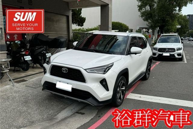 【YES認證里程保證】里程僅跑8千多、電動尾門、車況跟新車沒兩樣、倒車顯影、配備齊全  第1張相片