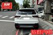 【YES認證里程保證】里程僅跑8千多、電動尾門、車況跟新車沒兩樣、倒車顯影、配備齊全  第5張縮圖
