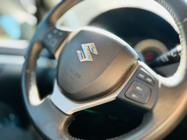 Suzuki SWIFT  第12張相片