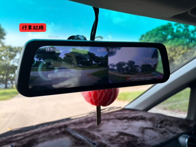 ☑一手車 ☑原鈑件 ☑原廠保養 ☑原廠保固 ☑買車再送安卓機 ☑盲點 ☑電動尾門  第8張相片