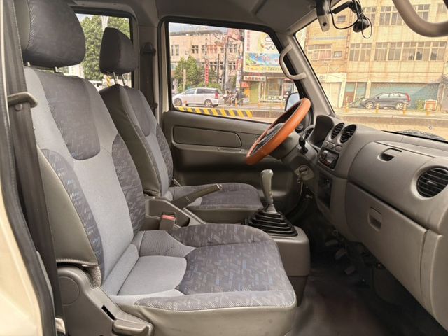 ☑菱利 ☑箱車 ☑一手車 ☑原廠保養 ☑壓縮機剛換新  第14張相片