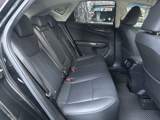 豪華版最頂級! 全速域ACC跟車(Lv.2) 360度環景 雙電動椅 CarPlay 電尾門 內容有詳細照片  第12張相片