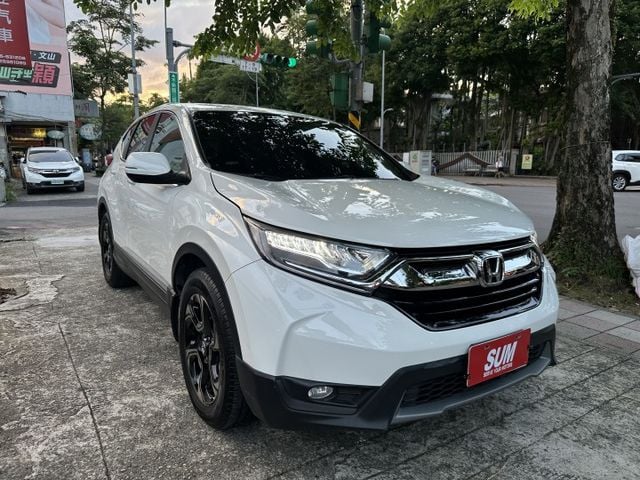 CRV五代! 1.5渦輪增壓 電子手剎車 Auto Hold 後座出風口 數位儀表 僅跑五萬! 內容有詳細照片  第4張相片