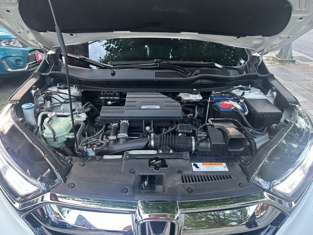 CRV五代! 1.5渦輪增壓 電子手剎車 Auto Hold 後座出風口 數位儀表 僅跑五萬! 內容有詳細照片  第5張相片