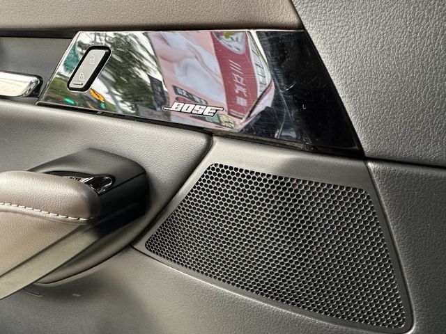 稀有最頂級! 旗艦進化版 極境灰 ACC跟車 CARPLAY 360度環景 電動椅 電動尾門 內容有詳細照片  第17張相片