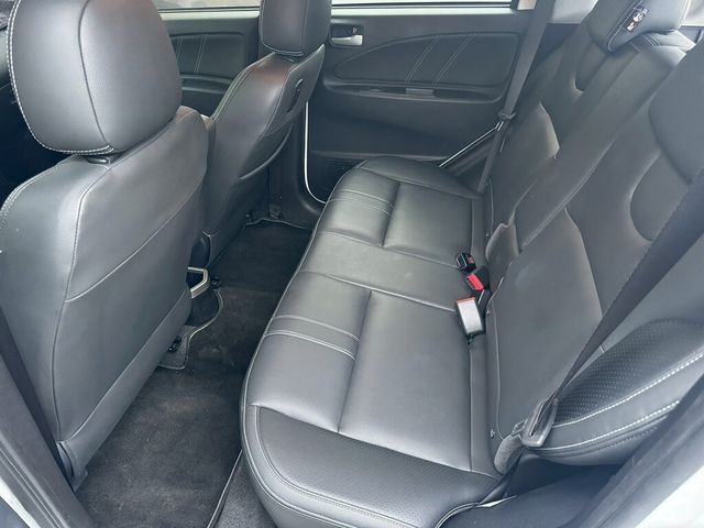 MITSUBISHI三菱 COLT PLUS  第10張相片