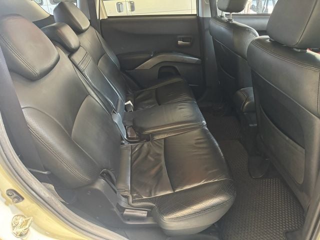 MITSUBISHI三菱 OUTLANDER  第11張相片
