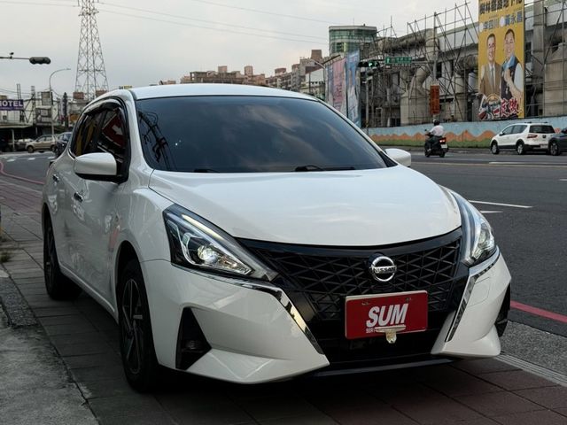 Nissan  Tiida  第2張相片