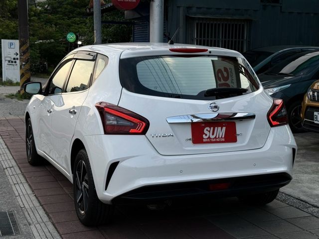 Nissan  Tiida  第5張相片