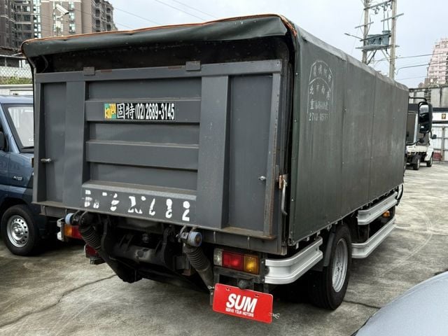 Hino  300 2021 日野300 平車頭升降蓬/四芯摺疊尾門/花板四錄 已做完大保養  第7張相片
