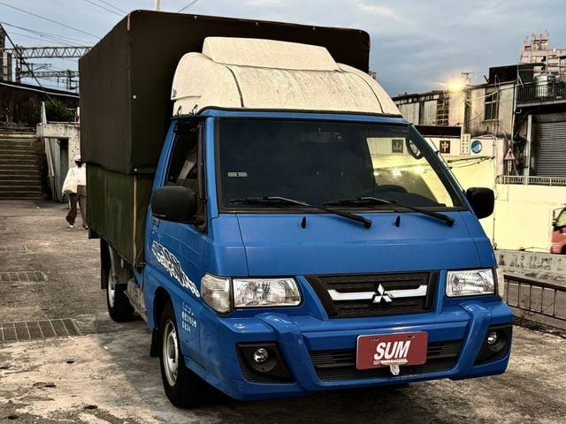 Mitsubishi  Delica 2015 得利卡貨車 手動升  第1張相片
