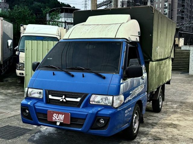 Mitsubishi  Delica 2015 得利卡貨車 手動升  第4張相片