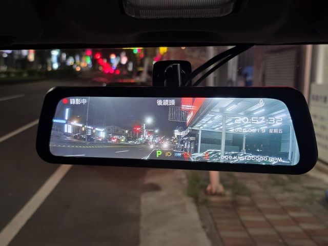 自排 五人座 實跑6.1萬公里 中央冷排 盲點偵測 定速 鋁圈 前後行車紀錄器 全車原版件 ( 整備中 )  第9張相片