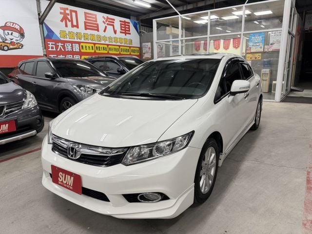 YES認證車 100%原鈑件 原廠保養 頂級VTI-S 快撥 恆溫 天窗 HID頭燈 全車空力套件 可保固 歡迎賞車試乘  第1張相片