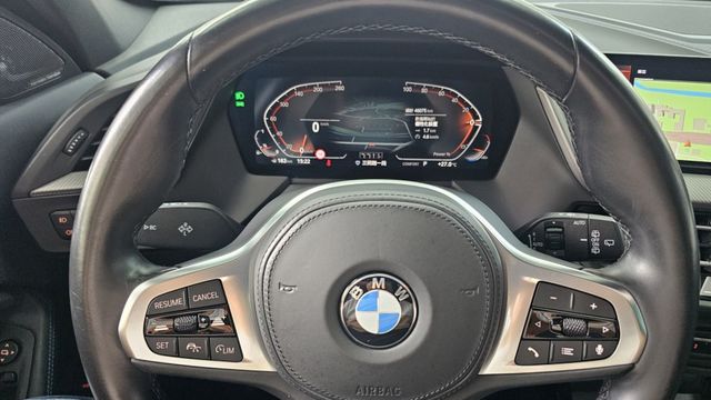 1 SERIES  第14張相片