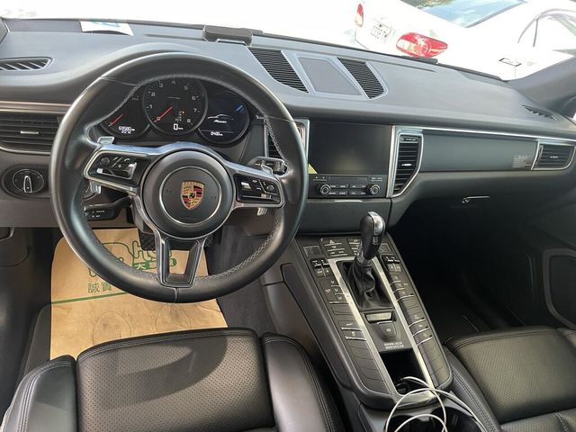 PORSCHE保時捷 MACAN  第5張相片