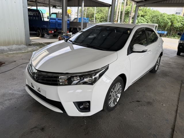 TOYOTA豐田 ALTIS  第1張相片