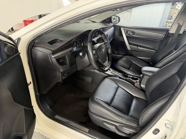 TOYOTA豐田 ALTIS  第5張相片