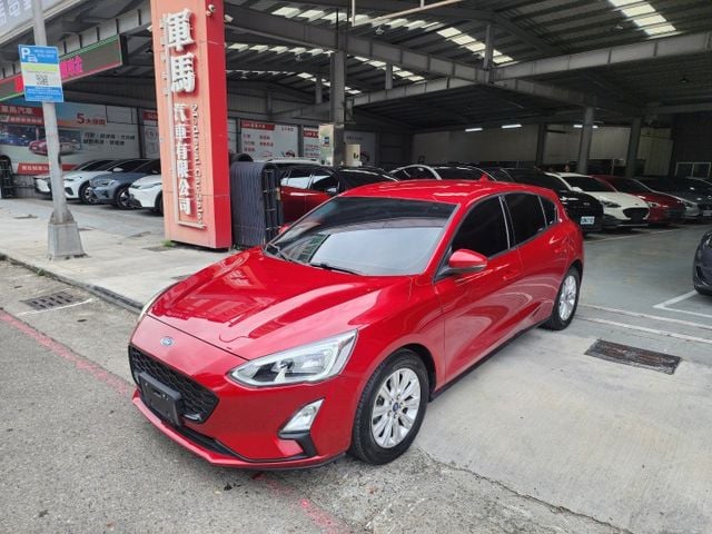 ♞僅跑3萬多公里 極佳車況♞1.5自然進氣引擎 省油好開好維護♞歐系血統安全性極佳♞  第1張相片