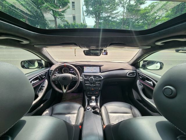 ♞眾多耗材均更新 極佳車況♞風尚版 ACC跟車+360環景+電動尾門♞純賓士血統♞眾多精品改裝  第6張相片