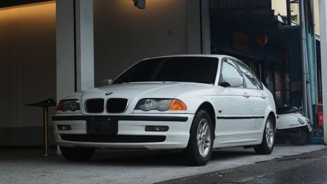 保證實車實價!318i  第1張相片